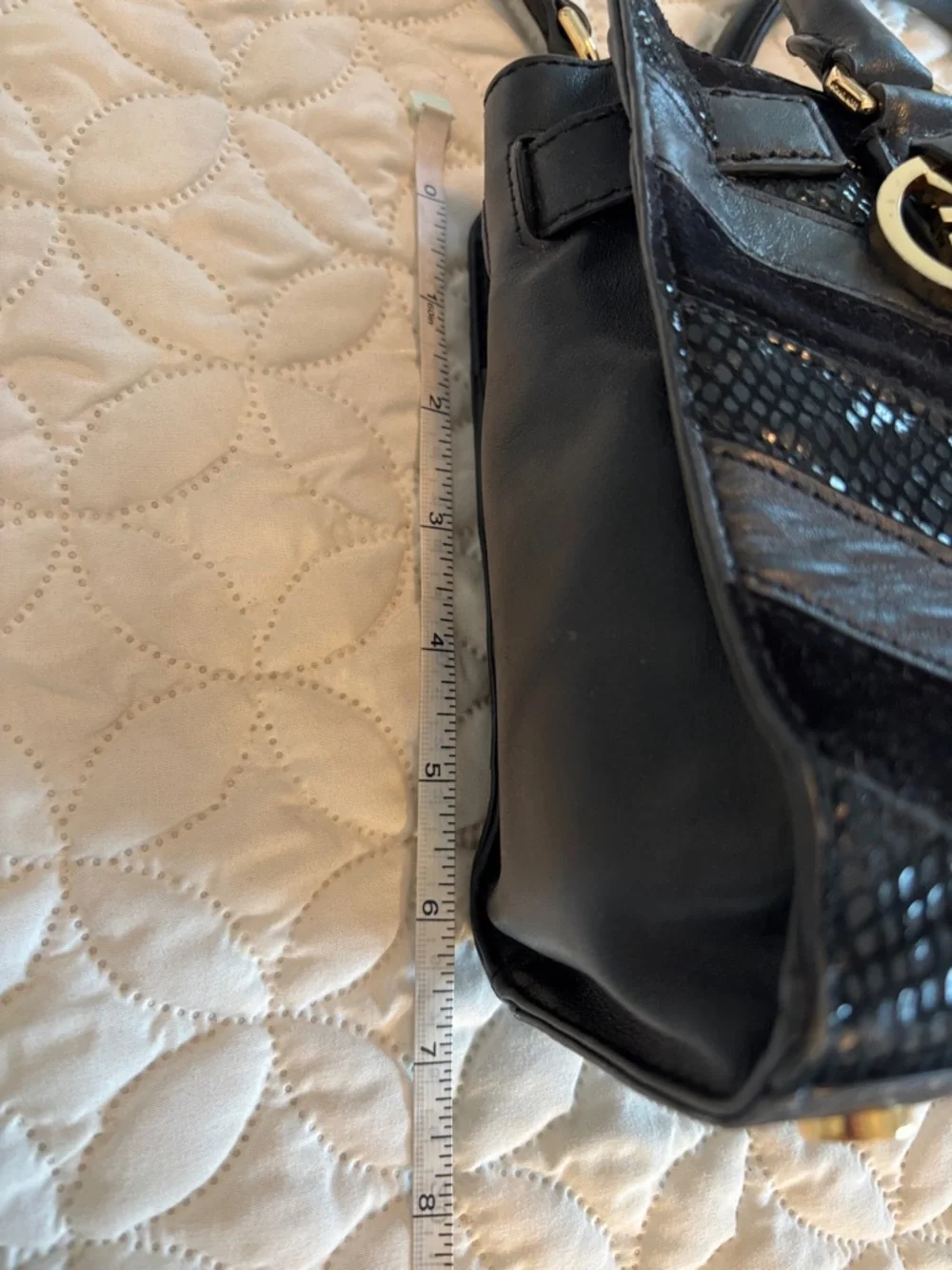 Michael Kors Selma Chevron Black Leather Suede and Snakeskin Shoulder Bag EUC